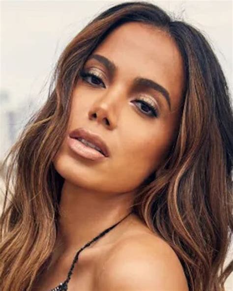 anitta hot|Anitta Channeled Superstar Energy During Glamorous SI Swim。